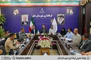 جلسه کارگروه تنظیم بازار شهرستان دیلم با تأکید بر ساماندهی بازار ماهی‌فروشان 