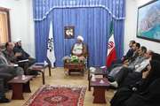دیدار مدیر كل و مسئولین دامپزشكی استان بوشهر با امام جمعه محترم بوشهر به مناسبت روز دامپزشكی