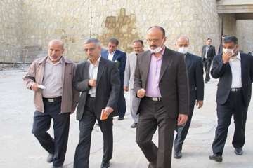 بازديد فرماندار بوشهر از كشتارگاه دام چاهكوتاه