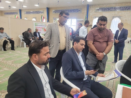 حضور مدیرکل دامپزشکی در کاروان خدمت دولت مردمی استان بوشهر در شهرستان دیر