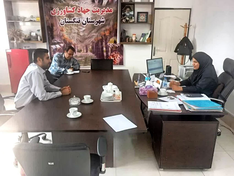  جلسه بین بخشی دامپزشکی و جهاد کشاورزی در راستای بررسی بیماری های دامی در شهرستان تنگستان 