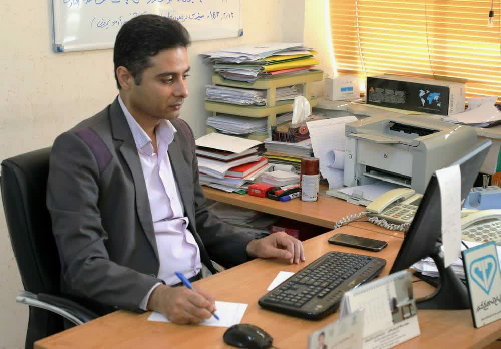 محمد رضا عباسی(18 سال سابقه کاری)